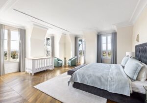 High-end home renovation by Melbourne luxury home builders