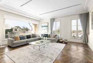 High-end home renovation by Melbourne luxury home builders